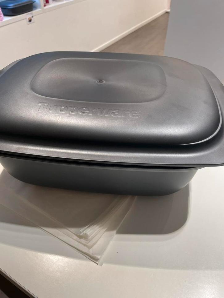 Tupperware UltraPro 5,7 l, Maison & Meubles, Cuisine| Tupperware, Neuf, Récipient ou Bol, Enlèvement ou Envoi