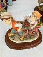 Beeldje leonardo collectie off to market, Antiek en Kunst, Curiosa en Brocante, Ophalen