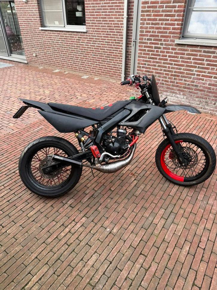 Derbi Senda 50cc, Fietsen en Brommers, Brommers | Derbi, Zo goed als nieuw, Klasse B (45 km/u), Ophalen