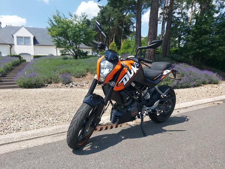 KTM Duke 125, Fietsen en Brommers, Brommers | Crossbrommers, Zo goed als nieuw, Ophalen