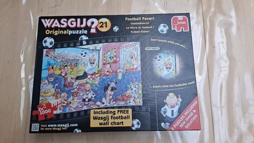 Wasgij puzzel 21 - voetbalkoorts ( 2 complete puzzels 1000 s, Hobby en Vrije tijd, Denksport en Puzzels, Gebruikt, Legpuzzel, 500 t/m 1500 stukjes