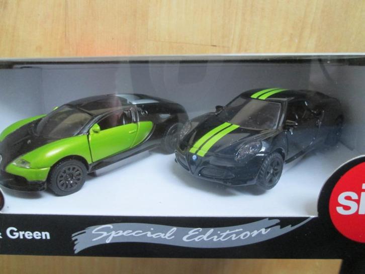 Siku 6309 Black + Green, Hobby en Vrije tijd, Modelauto's | Overige schalen, Zo goed als nieuw, Auto, Ophalen of Verzenden