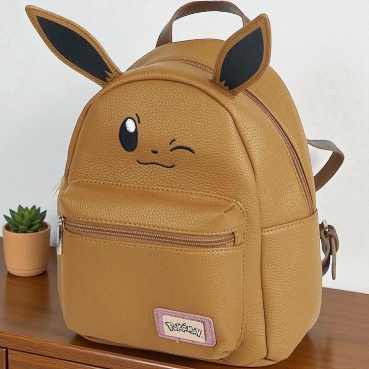 Eevee Pokémon rugzak nieuw in verpakking, Handtassen en Accessoires, Tassen | Rugtassen, Nieuw, Overige merken, Minder dan 25 cm