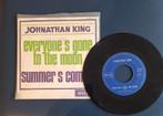 Jonathan King- Everyone's gone to the moon, 7 inch, Single, Ophalen of Verzenden, Zo goed als nieuw
