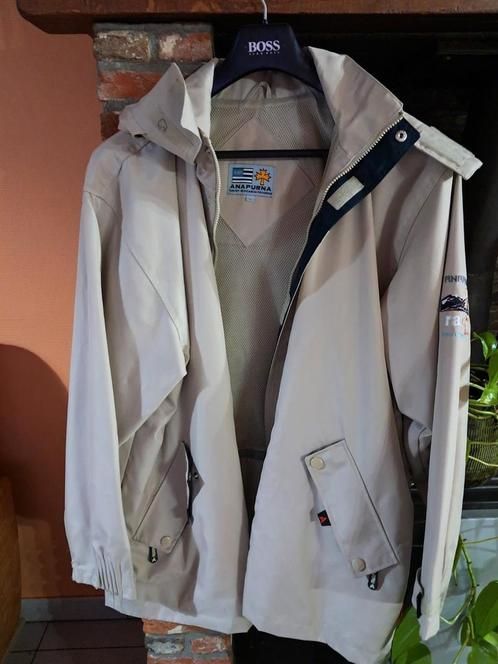 Heren regenjassen, Kleding | Heren, Jassen | Winter, Zo goed als nieuw, Maat 52/54 (L), Beige, Ophalen of Verzenden