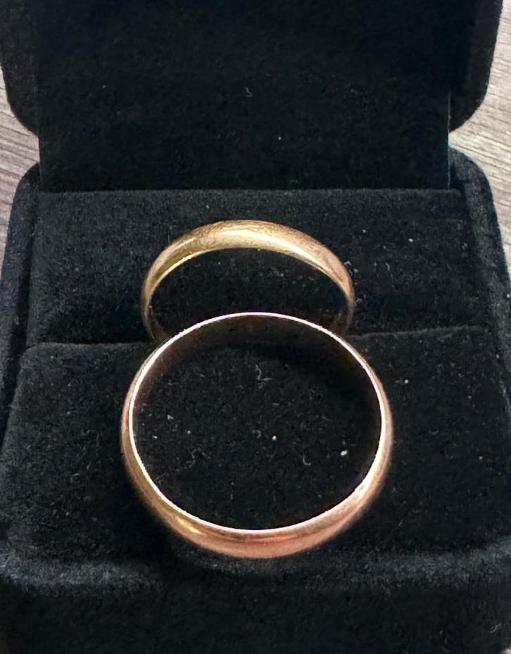 2 antieke 18-karaats gouden Alliance-ringen uit 1962, Handtassen en Accessoires, Antieke sieraden, Ring, Goud, Ophalen of Verzenden