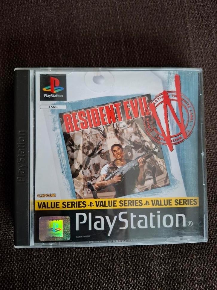 PS1 Resident evil FRANSE versie (compleet), Games en Spelcomputers, Games | Sony PlayStation 1, Zo goed als nieuw, Ophalen of Verzenden