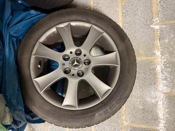 Pneus hiver ContiWinterContact 205/55 R16H + jantes beschikbaar voor biedingen