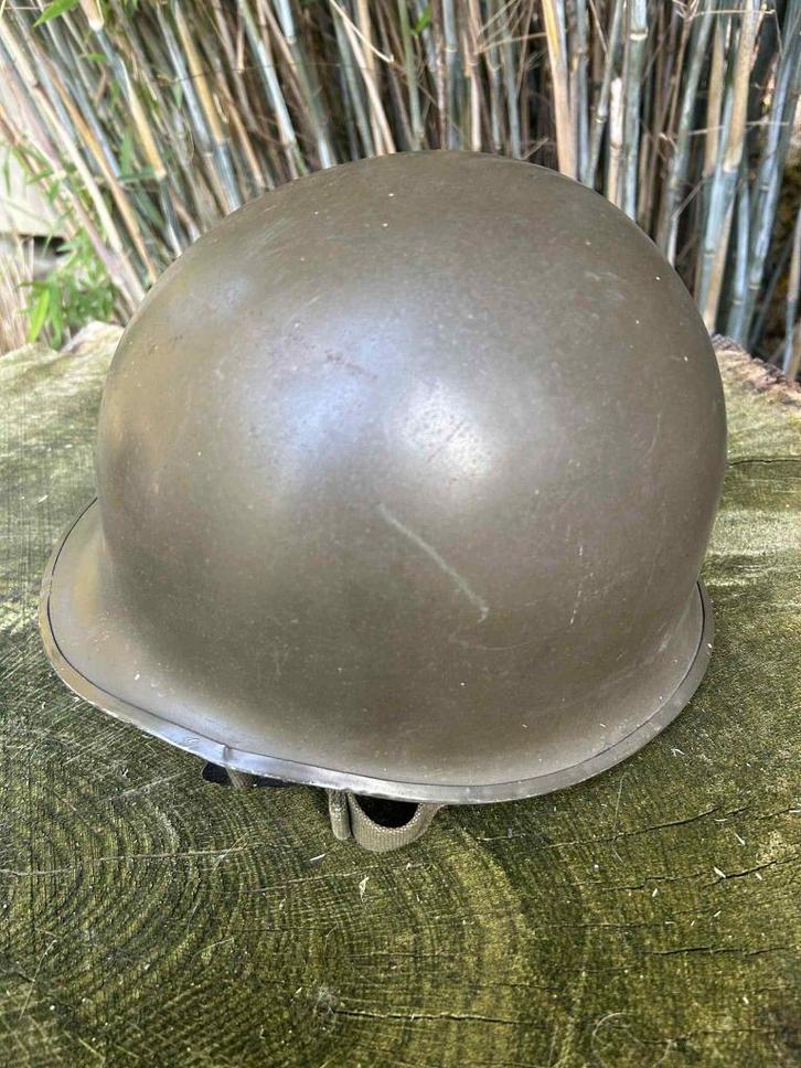 Amerikaanse helm uit de Tweede Wereldoorlog, Verzamelen, Militaria | Tweede Wereldoorlog, Overige soorten, Verzenden