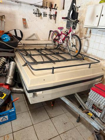 Remorque à bagages 150 sur 2m tres bon état avec porte vélo beschikbaar voor biedingen