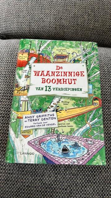 Terry Denton - De waanzinnige boomhut van 13 verdiepingen beschikbaar voor biedingen