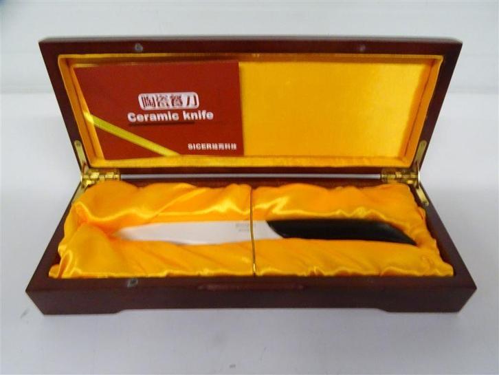 A6766. Mes in opbergdoos met Aziatische Tekens, Huis en Inrichting, Keuken | Bestek, Gebruikt, Ophalen of Verzenden