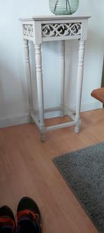 Hoog  bijzettafeltje,  plantentafeltje goede staat, Ophalen, Gebruikt