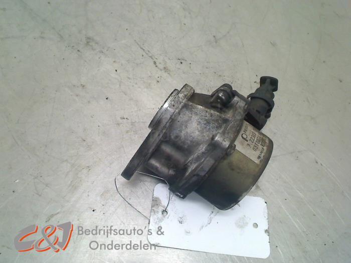 Vacuumpomp Rembekrachtiging van een Renault Trafic, Auto-onderdelen, Remmen en Aandrijving, Renault, Gebruikt, 3 maanden garantie