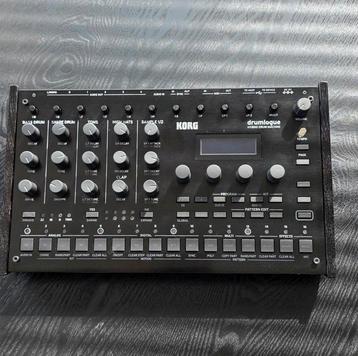 Korg drumlogue  beschikbaar voor biedingen