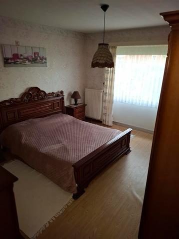 Slaapkamer (kersenhout) beschikbaar voor biedingen
