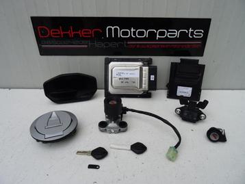 Complete Slotenset + Teller Ducati Streetfighter V2 2022 > beschikbaar voor biedingen