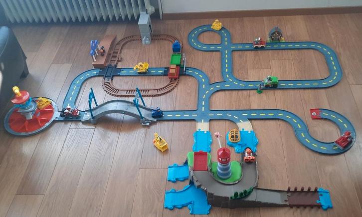 Set Paw Patrol baan "Launch n Roll", Enfants & Bébés, Jouets | Autre, Comme neuf, Enlèvement