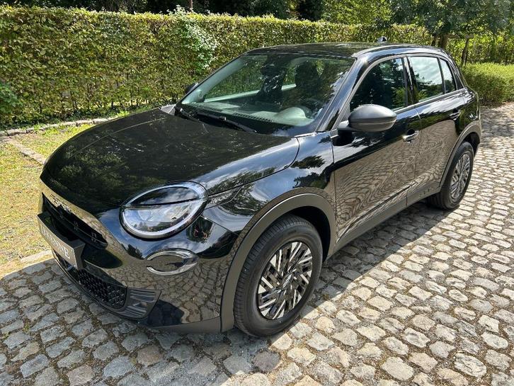 Fiat 600 - 1.2 Hybrid Autom., Auto's, Fiat, Bedrijf, Te koop, ABS, Achteruitrijcamera, Airbags, Airconditioning, Android Auto