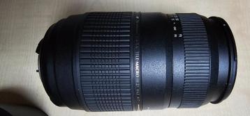 Tamron AF70-300mm F/4-5.6 Di LD Macro 1:2