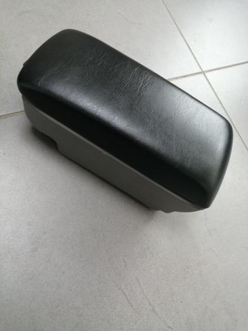 Verhoogde armsteun SUBARU IMPREZA gc-modellen 1997/2001 beschikbaar voor biedingen