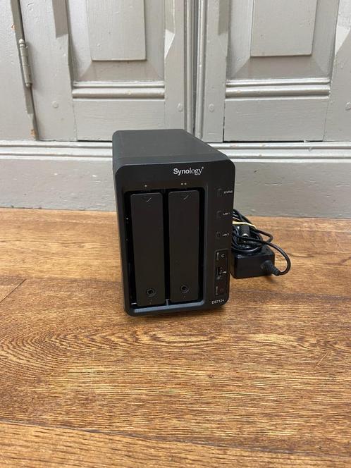 Synology DS712+ NAS *4gb ram upgrade* + 2 x 2tb WD Red, Computers en Software, Harde schijven, Zo goed als nieuw, Server, HDD