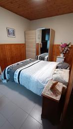 Slaapkamer : Bed en kleerkast, Huis en Inrichting, Slaapkamer | Bedden, Ophalen, Overige materialen, Gebruikt, Overige kleuren