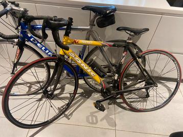 2 als nieuwe coursfietsen  beschikbaar voor biedingen