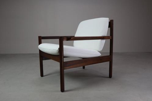 "Ouro Preto" armchair by Michel Arnoult, Brazil 1958, Antiek en Kunst, Antiek | Meubels | Stoelen en Sofa's, Ophalen