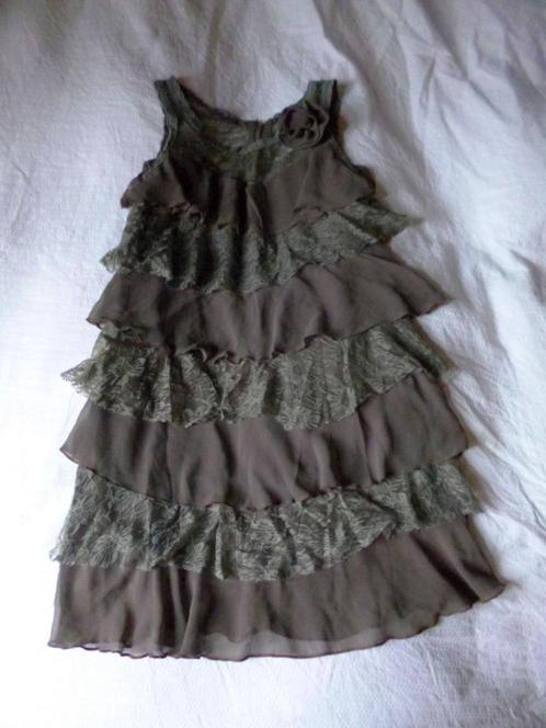 Tuniek - jurkje met volants en bloem. S of M., Kleding | Dames, Blouses en Tunieken, Zo goed als nieuw, Maat 36 (S), Ophalen of Verzenden