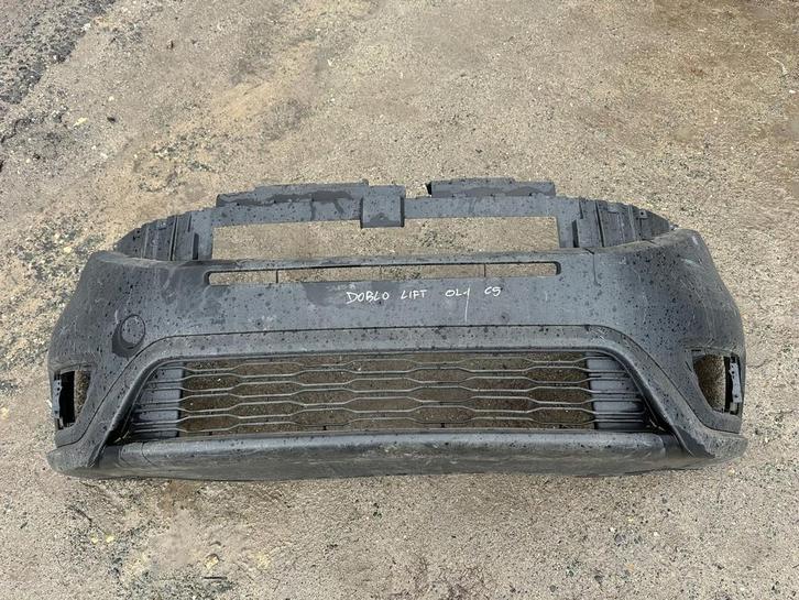 Fiat Doblo II Lift voorbumper nieuw origineel, Auto-onderdelen, Carrosserie, Bumper, Fiat, Voor, Gebruikt, Ophalen of Verzenden