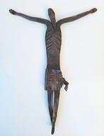 Œuvre d'art unique/crucifix en fer forgé, Enlèvement ou Envoi