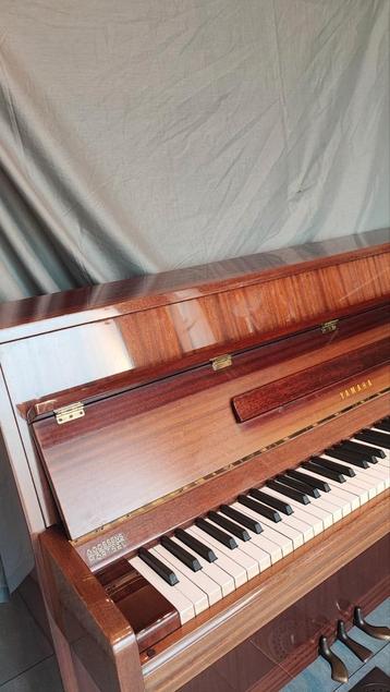 Buffet piano Yamaha  beschikbaar voor biedingen
