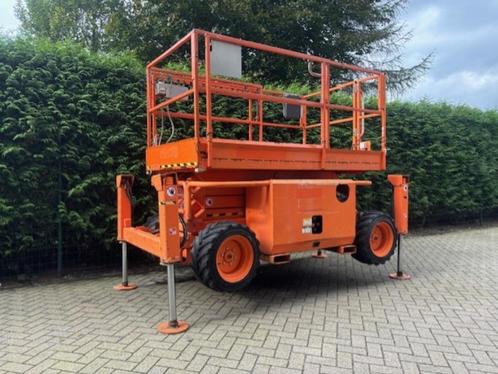 Zeer mooie 4x4 10meter KUBOTA DIESEL schaarlift hoogwerker, Zakelijke goederen, Machines en Bouw | Liften, Steigers en Ladders