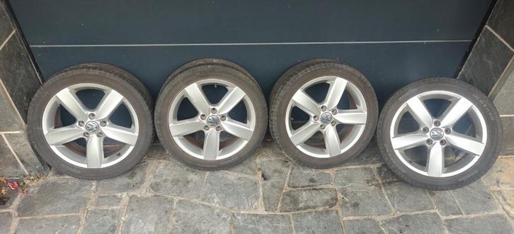 @ 4X VW GOLF 6 ORLANDO 17 Zommerband 225/45R17 94W VELGEN @, Auto-onderdelen, Banden en Velgen, Band(en), Zomerbanden, 17 inch