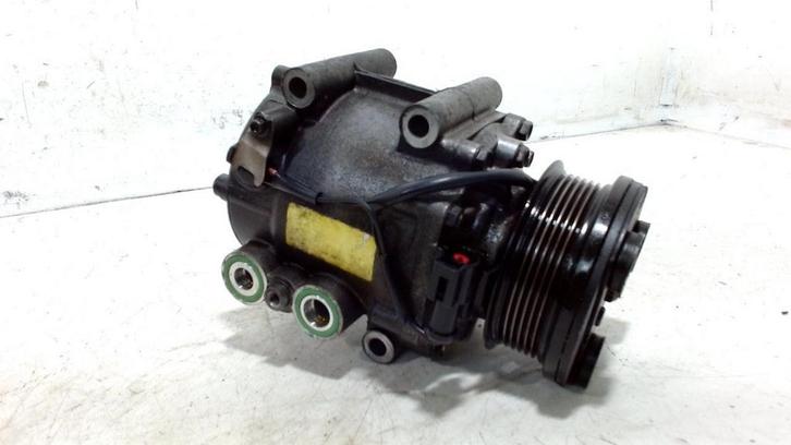 Airco pomp Ford Ka, Auto-onderdelen, Airco en Verwarming, Ford, Gebruikt, Herkomst onderdeel bekend, 12 maanden garantie, Ophalen of Verzenden