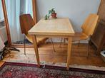 Fold-out table and chairs / tafel en stoelen, Huis en Inrichting, Complete eetkamers, Ophalen, Gebruikt