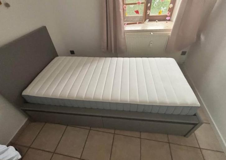 Lit enfant ikea, Huis en Inrichting, Slaapkamer | Bedden, Gebruikt, Eenpersoons, 90 cm, 200 cm, Hout, Grijs, Ophalen
