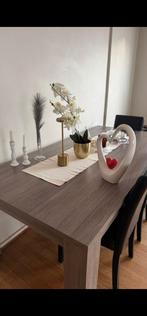Table à manger complète avec 4 chaises et décorations à vend, Ophalen of Verzenden, Zo goed als nieuw