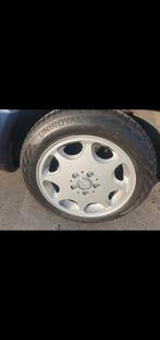 W124 16 inch 8loch met nieuwe banden Uniroyal 205/55/16, Autos : Pièces & Accessoires, Pneus & Jantes, Enlèvement