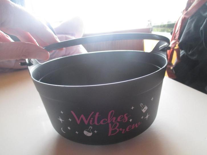 heksenketel witches brew nieuw, Hobby en Vrije tijd, Feestartikelen, Nieuw, Feestartikel, Ophalen of Verzenden