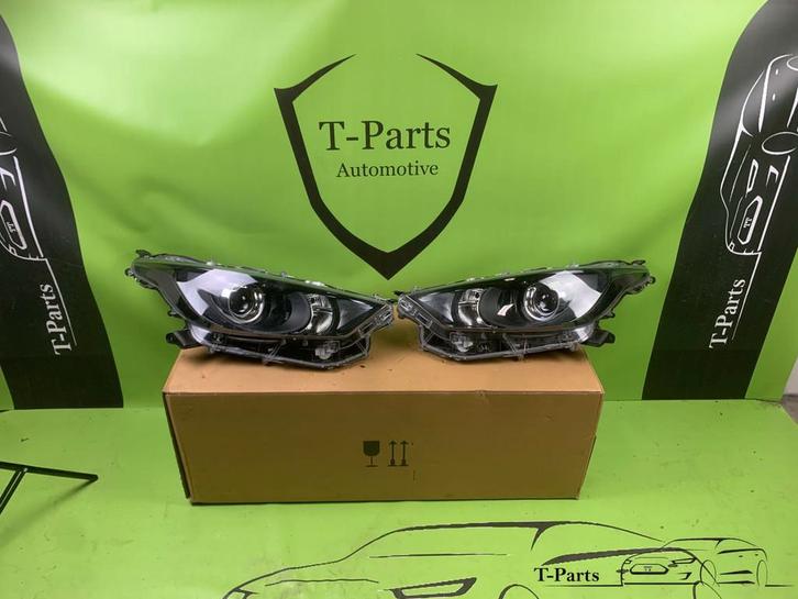 toyota yaris koplamp rechts links 81170K0060 81130K0060, Auto-onderdelen, Verlichting, Toyota, Gebruikt