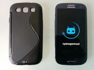 samsung S3 + mophy juice pack (nieuw) + cover + autohouder   beschikbaar voor biedingen