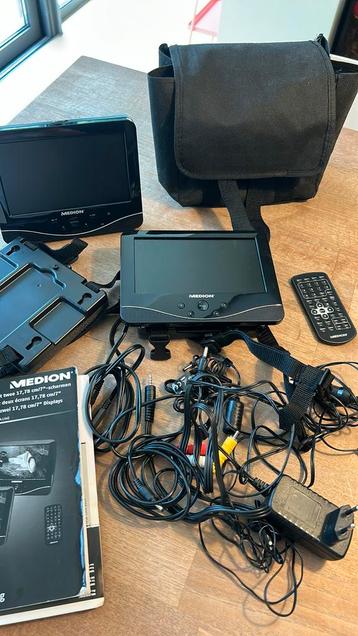 Draagbare dubbele dvd-speler Medion beschikbaar voor biedingen