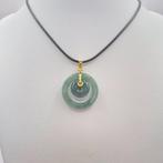 Pendentif beignet en jadéite naturelle avec chaîne, Pierre ou Minéral, Autres couleurs, Comme neuf, Avec pierre précieuse