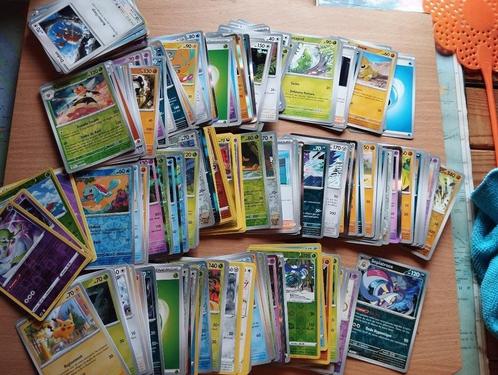 Lot de cartes Pokémon, Hobby & Loisirs créatifs, Jeux de cartes à collectionner | Pokémon, Comme neuf, Plusieurs cartes, Envoi