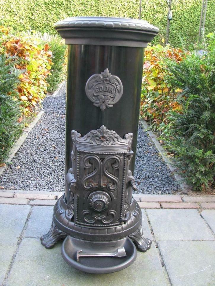 Mooie Godin houtkachel en/of kolen 5KW (150m3) in NIEUWSTAAT, Huis en Inrichting, Woonaccessoires | Overige, Zo goed als nieuw