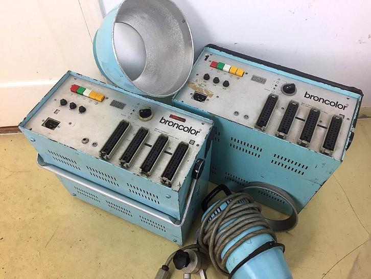 broncolor 16rt flitsgenerator onderdelen, Audio, Tv en Foto, Fotografie | Fotostudio en Toebehoren, Niet werkend, Lamp of Flitsset