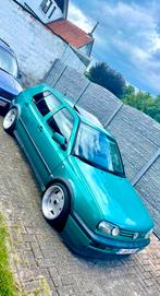 VW Golf VR6 - 1992 - Oldtimer, Auto's, Voorwielaandrijving, 4 deurs, Stof, Zwart