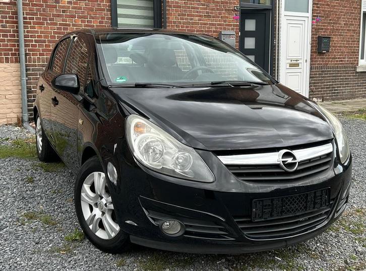 Opel corsa 1.2 benzine euro5, Auto's, Audi, Particulier, Benzine, Euro 5, Berline, 5 deurs, Handgeschakeld, Zwart, Zwart, Stof